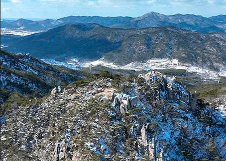 [충남] 리무진버스 - 용봉산(381m) 겨울 트래킹과 홍성여행(읍성/김좌진생가/한용운생가) 중식제공(굴밥) 당일